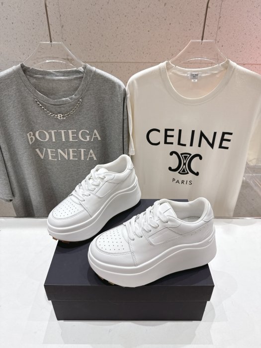 Кроссовки фото 5