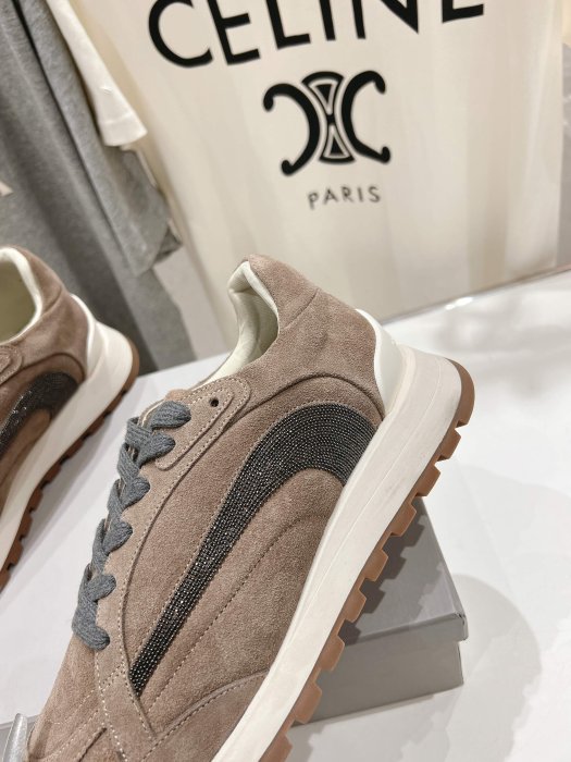 Кроссовки фото 6