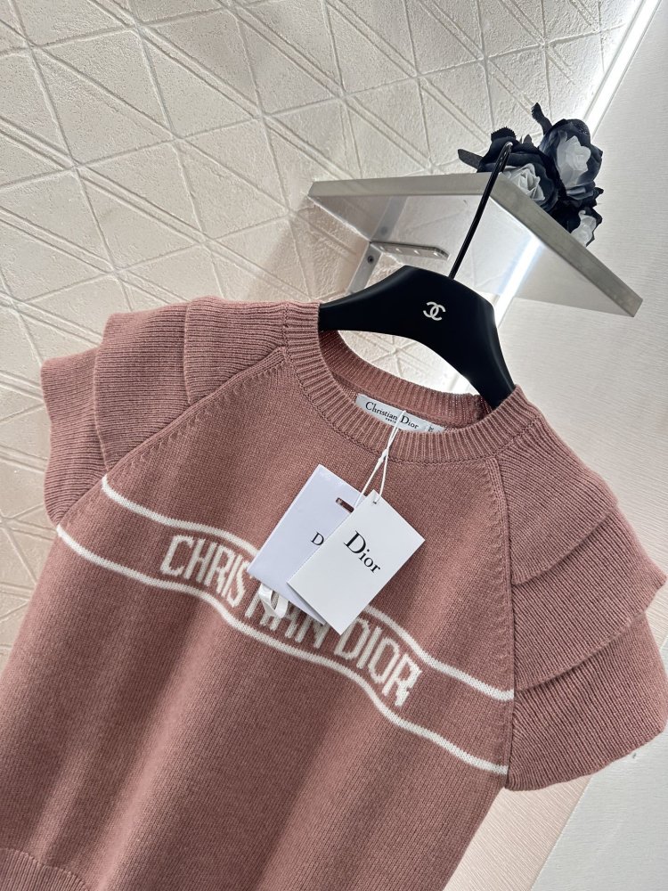 Футболка женская фото 3