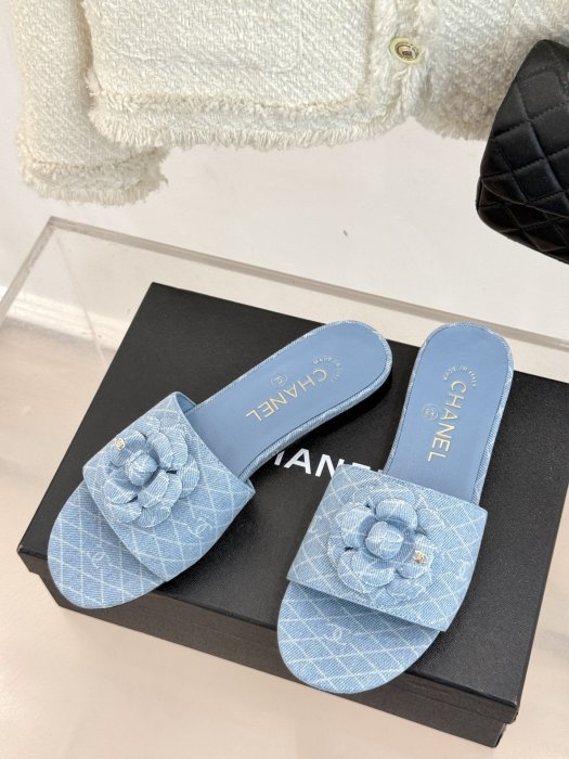 Шлепанцы фото 2