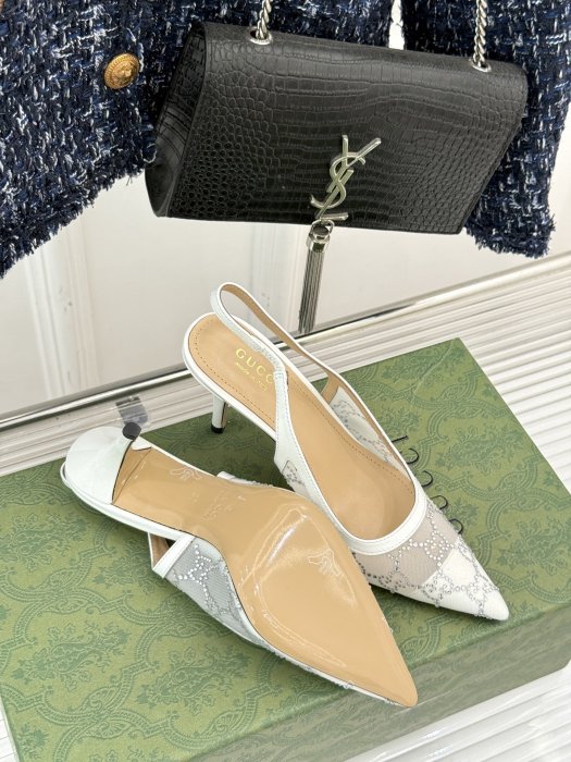 Босоножки фото 9