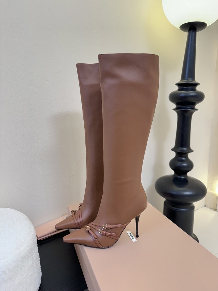 Boots women's фото 5