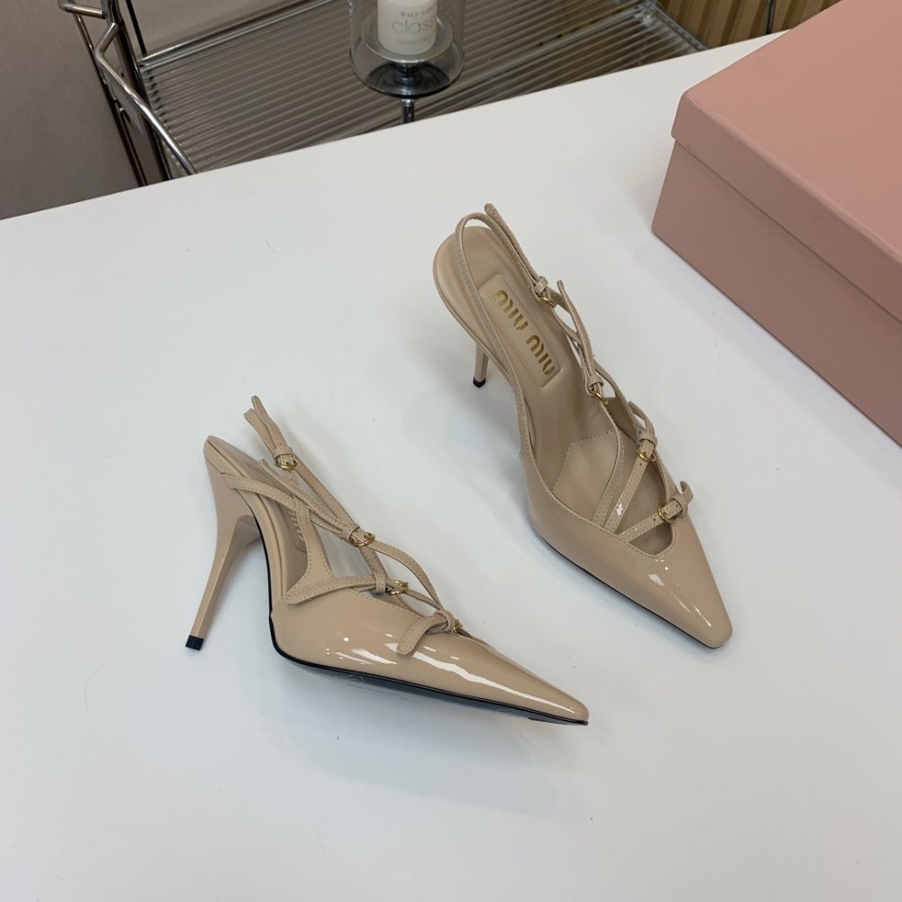 Босоножки фото 2