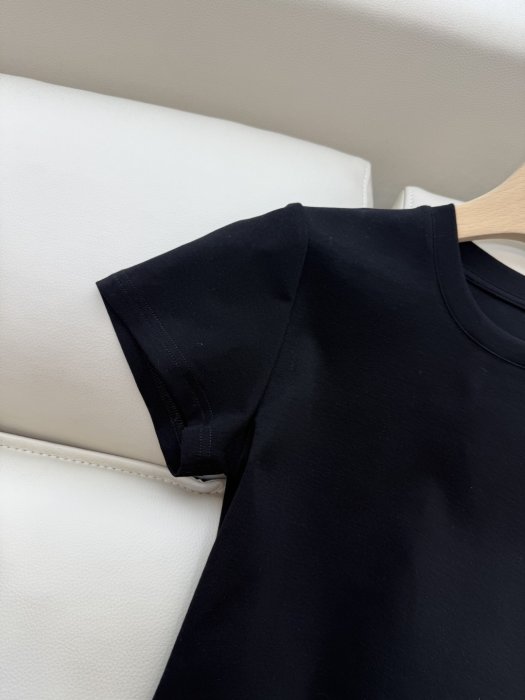 Костюм женский фото 6