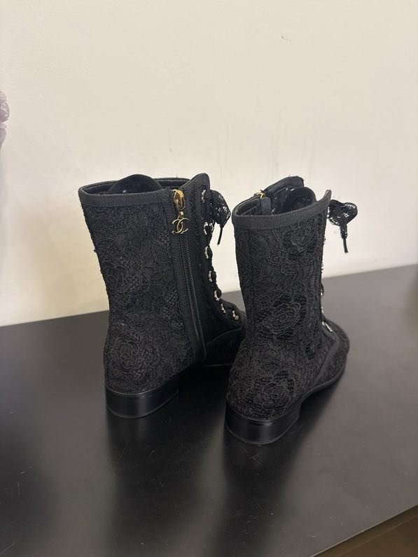 Ботинки женские фото 9