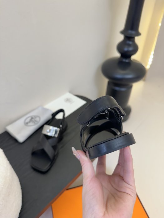 Sandals women's фото 7