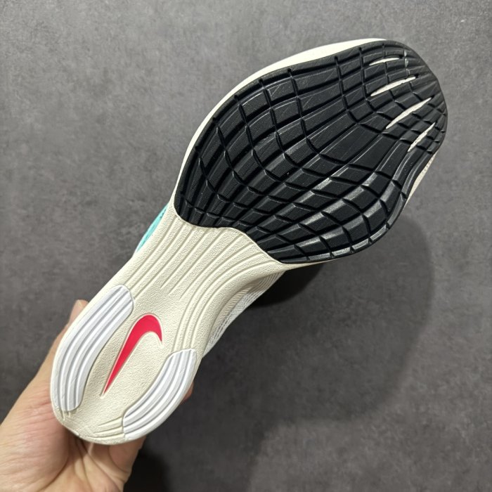 Sneakers ZoomX Vaporfly Next% фото 9