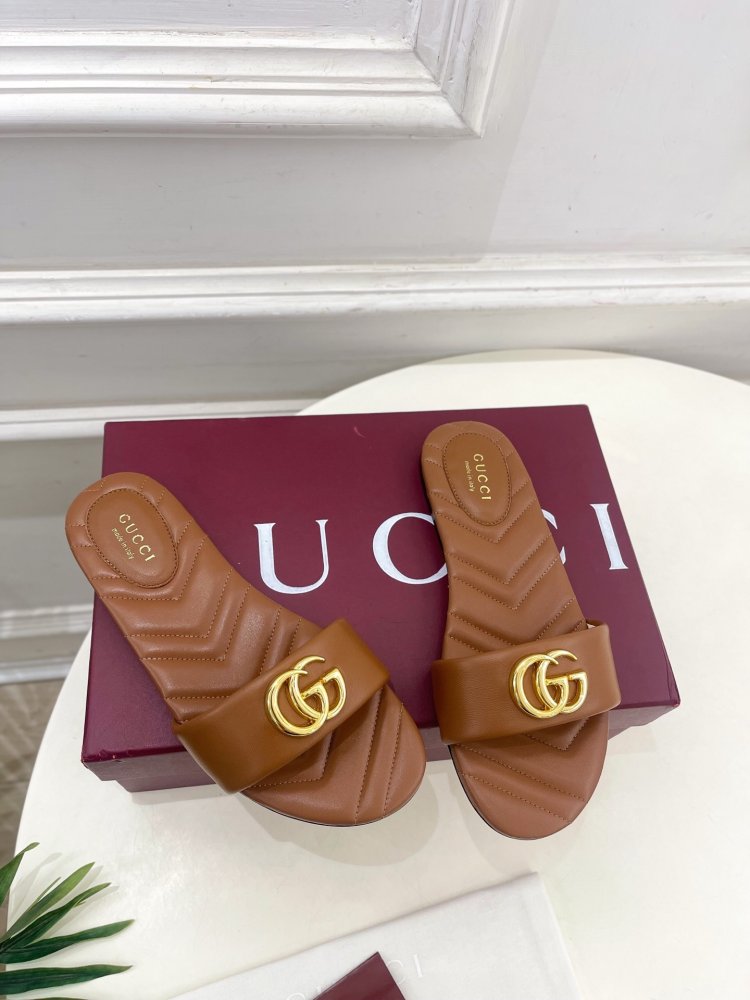 Шльопанці жіночі фото 2