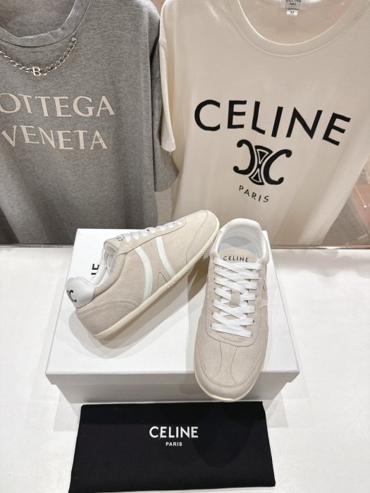 Кроссовки фото 4