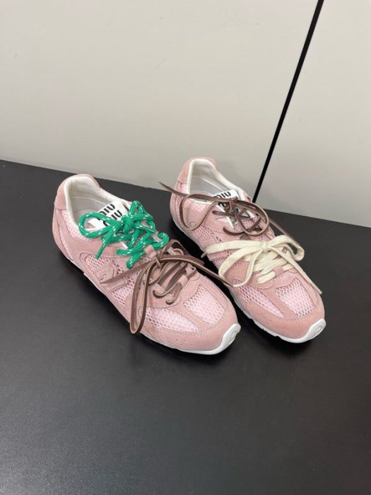 Sneakers Miu Miu x New Balance 530 фото 7