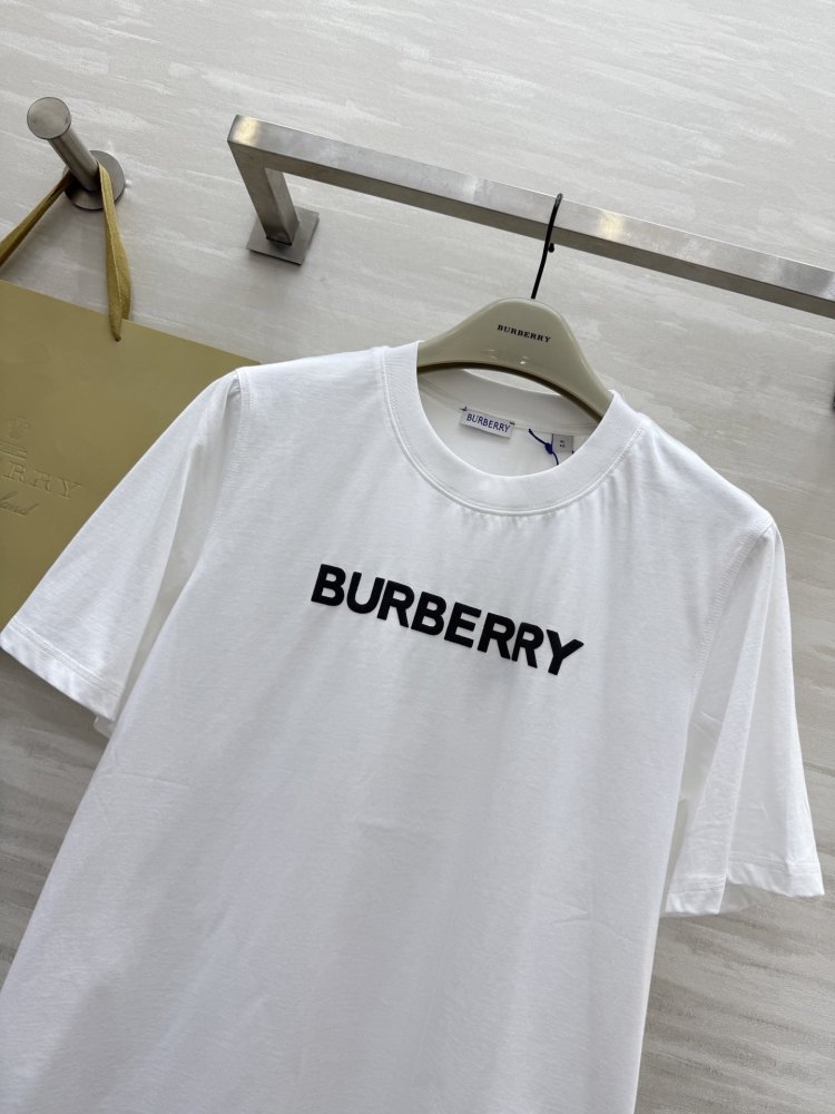 Футболка жіноча фото 9