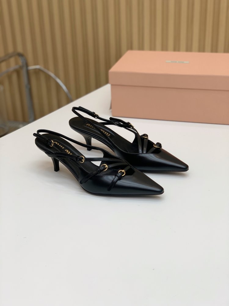 Босоножки фото 3