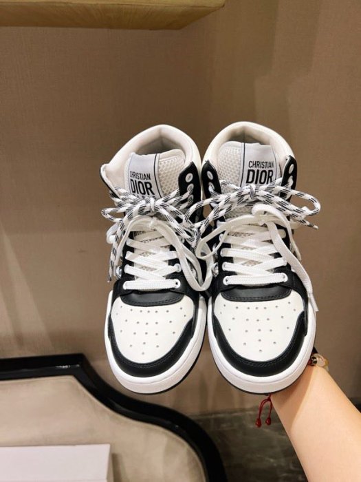 Кроссовки фото 8