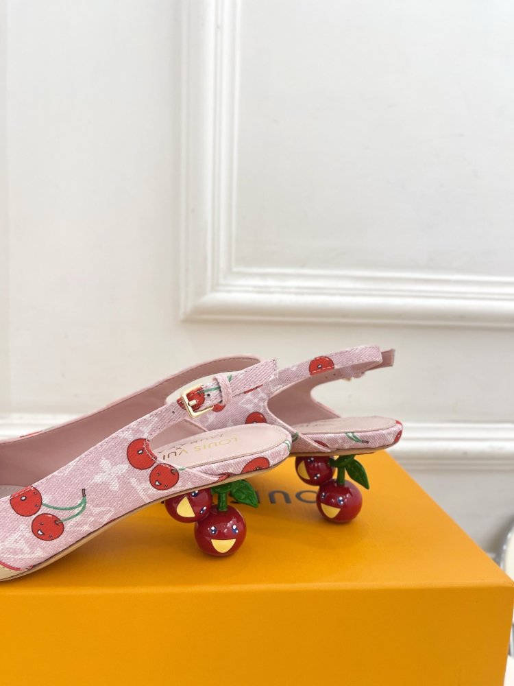 Босоніжки фото 7