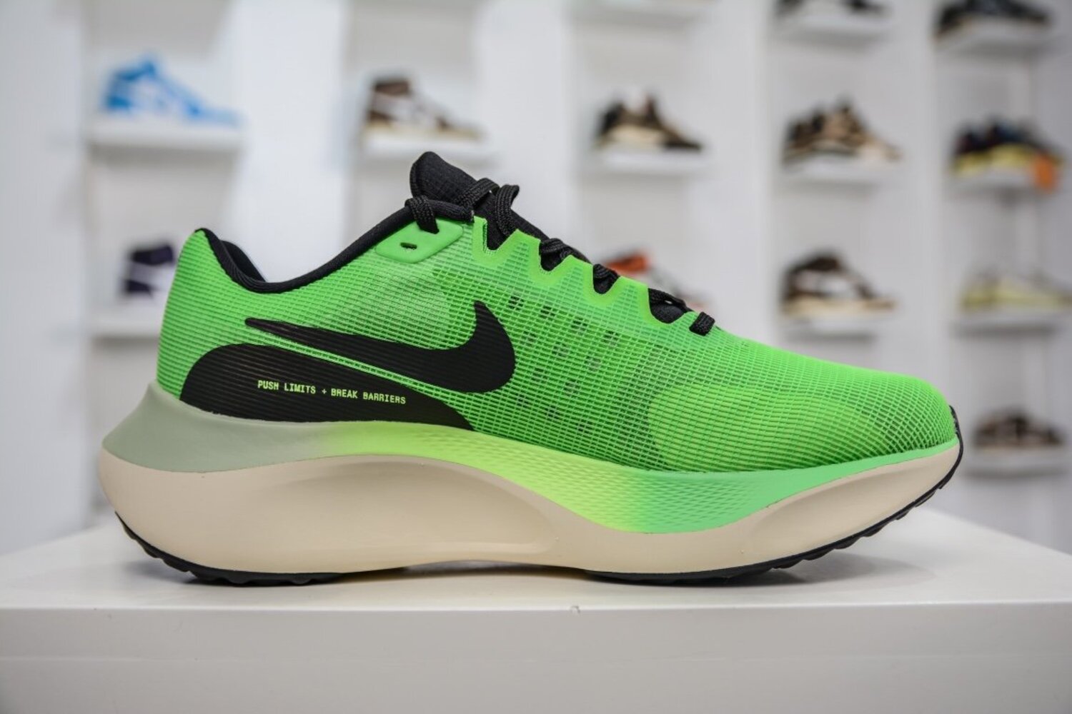 Sneakers Air Zoom Fly 5 Ekiden Scream Green DZ4783-304 фото 3