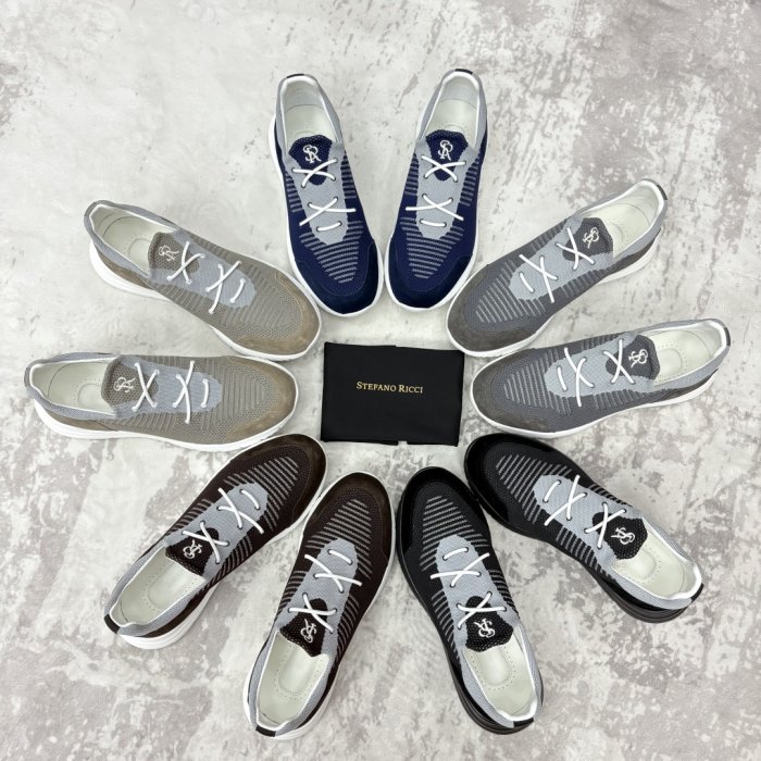 Кросівки фото 9