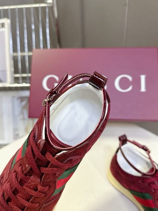 Кроссовки фото 4