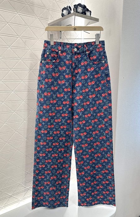 Джинси жіночі