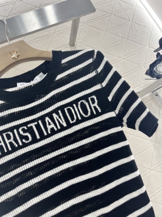 Футболка женская фото 7