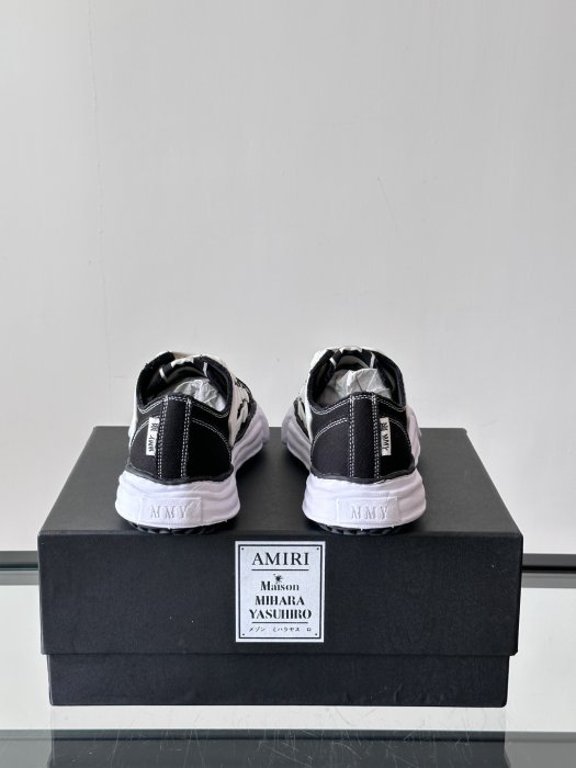 Кросівки чоловічі фото 8