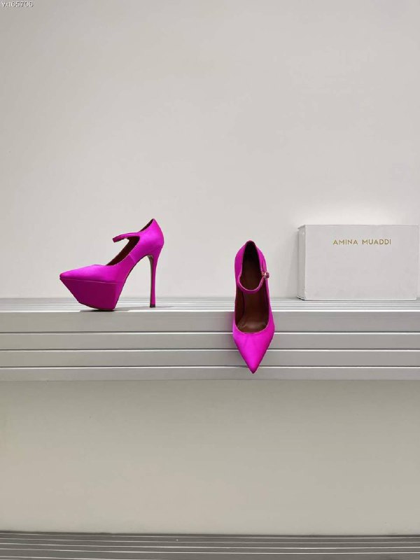 Stylish women's shoes on stud purple фото 3