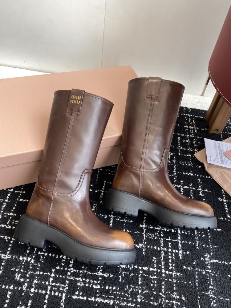 Boots women's фото 3