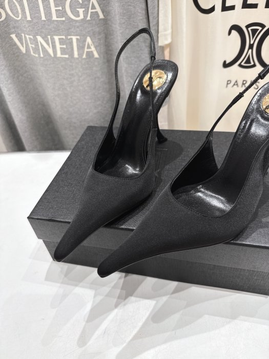 Босоножки фото 7