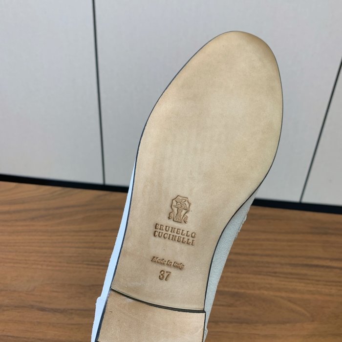 Лоферы женские фото 8