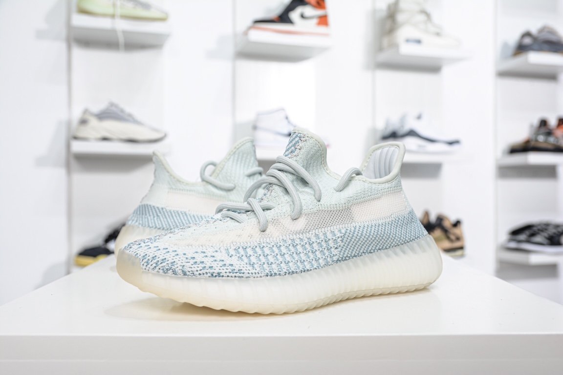 Кросівки Yeezy Boost 350 V2 Cloud White FW3043 фото 4