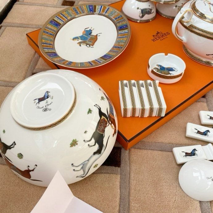 Set porcelain crockery of 58 items on 10 people фото 5