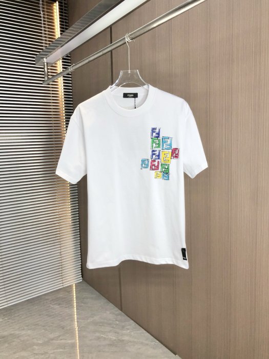 Футболка чоловіча