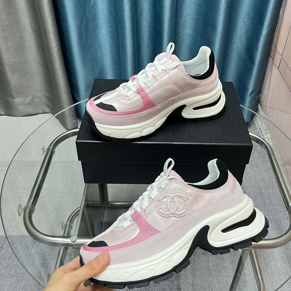 Кроссовки женские фото 8