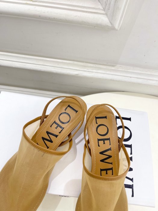 Босоножки фото 6