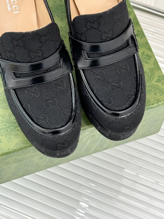 Туфли женские фото 7