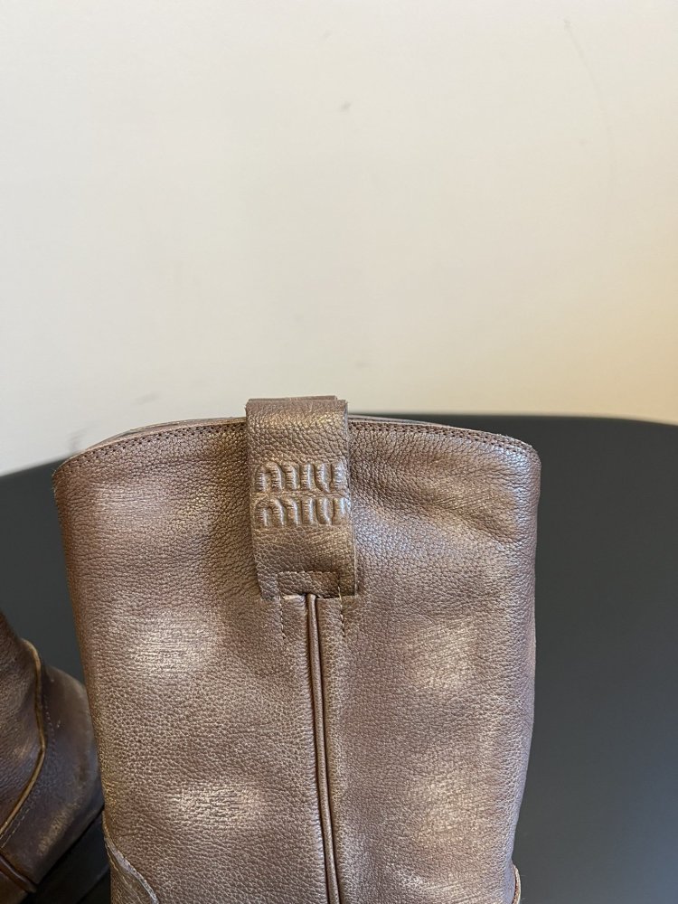 Сапоги женские фото 9