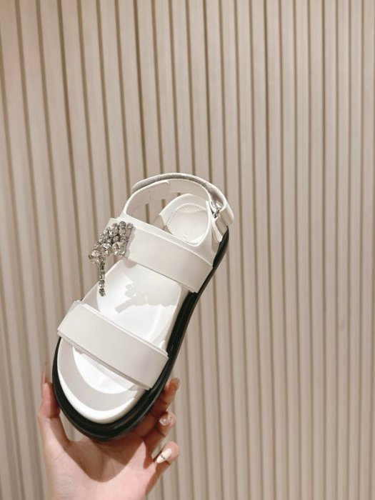 Сандалі жіночі фото 7