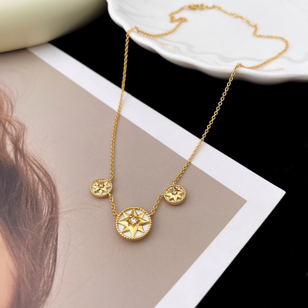 Gold necklace ROSE DES VENTS фото 5