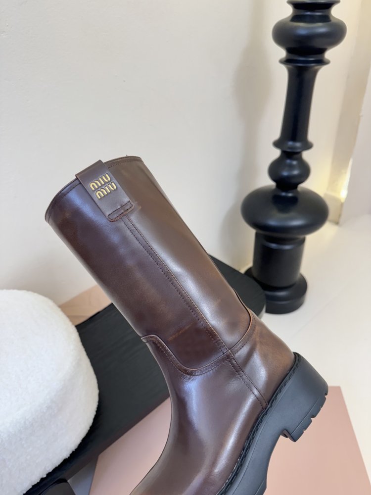 Boots women's фото 8