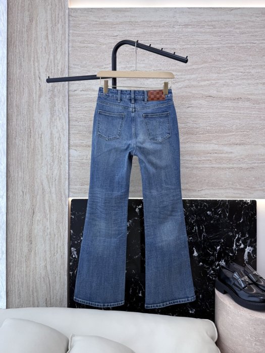 Jeans women's фото 2