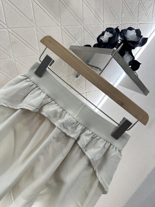 Shorts women's фото 4