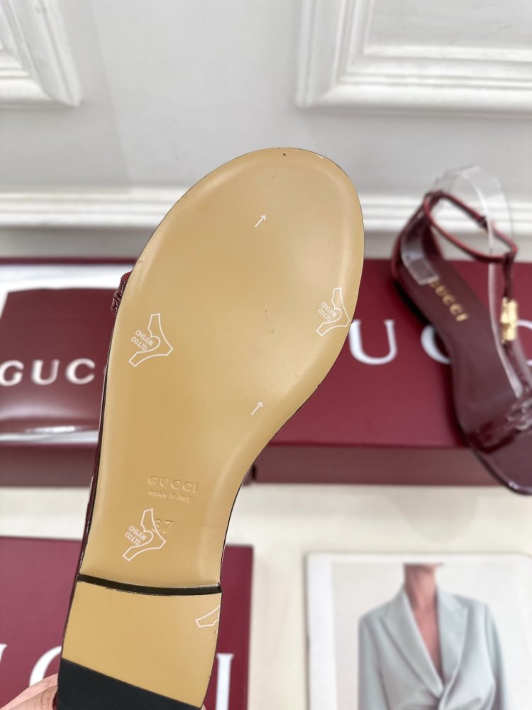 Босоножки фото 9