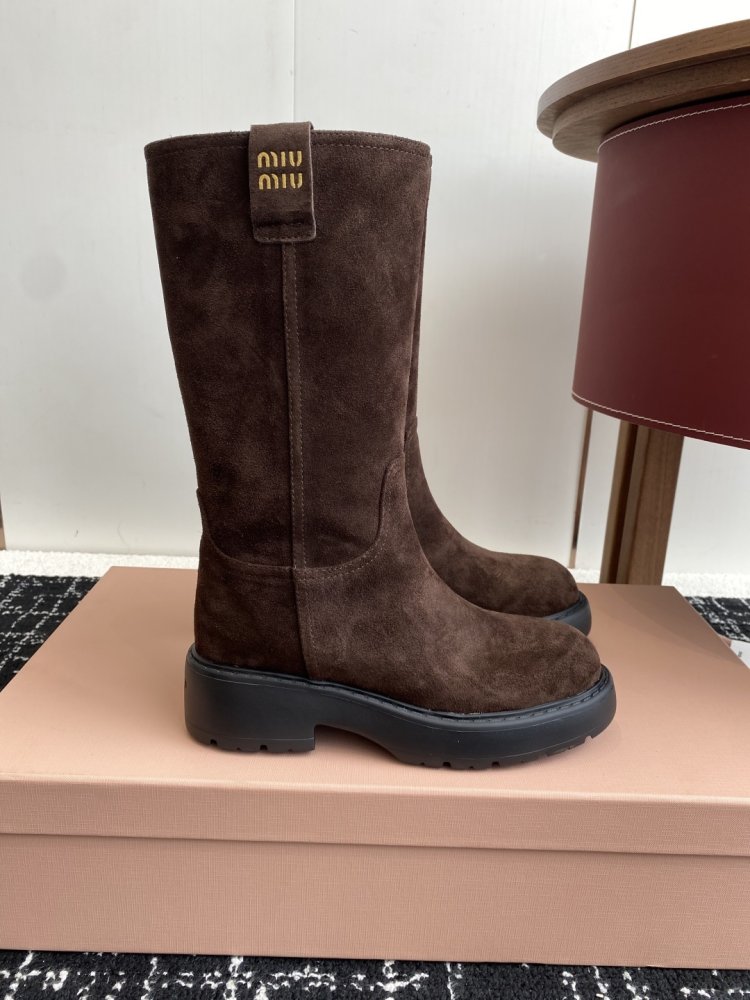 Чоботи жіночі фото 2