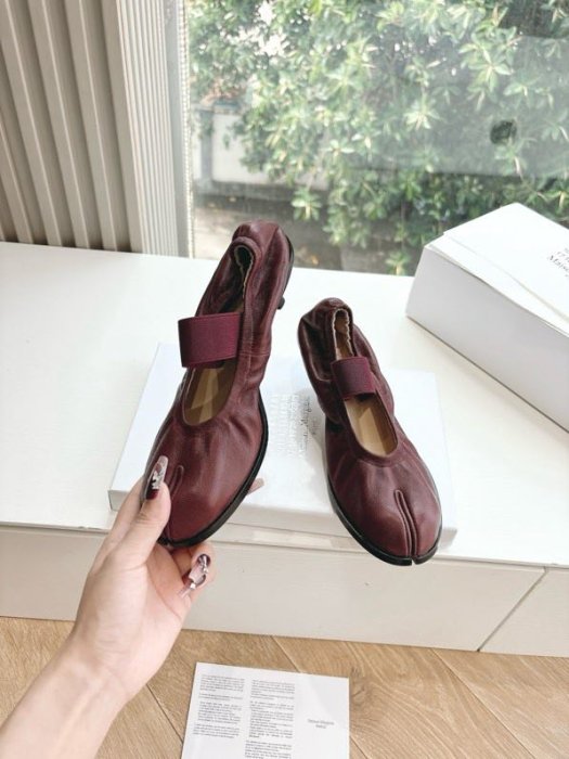 Туфли кожаные с раздвоенным носком фото 8