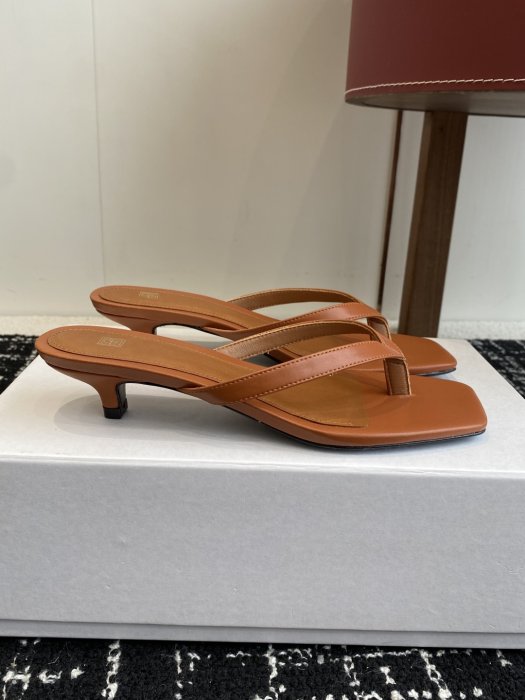 Босоножки фото 2