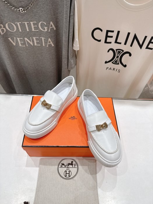 Лоферы женские фото 2