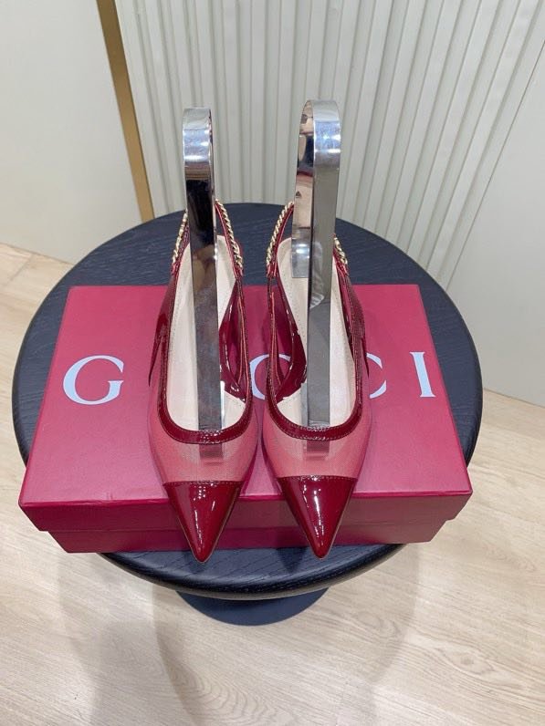 Босоніжки фото 6