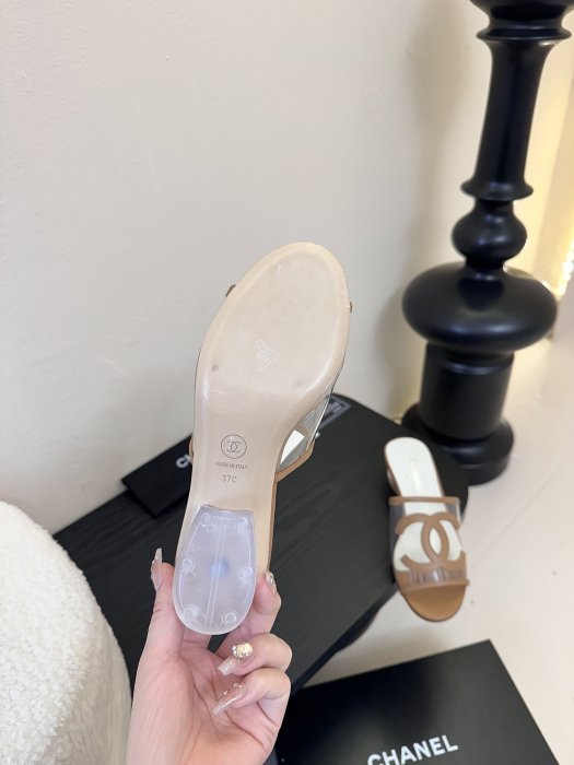 Босоножки фото 9