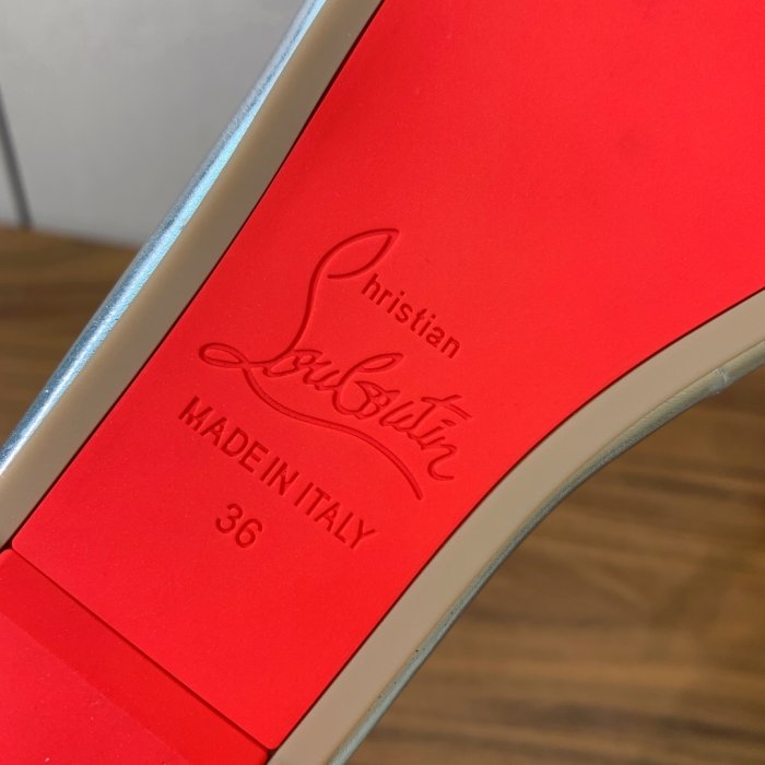 Босоножки фото 8