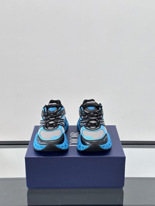 Sneakers men's фото 2