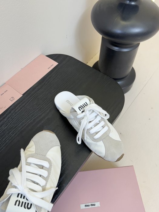 Кроссовки фото 4